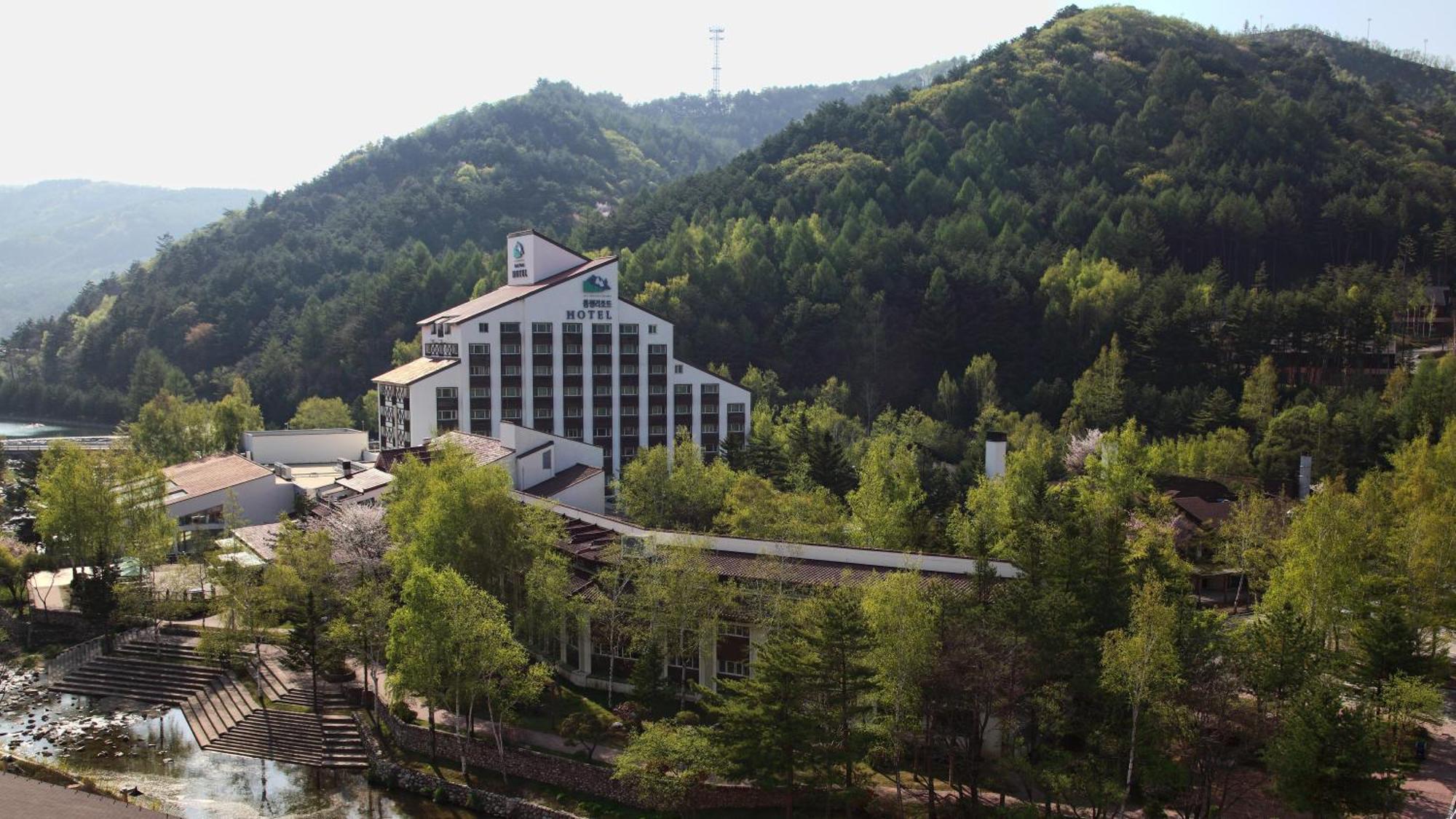 Hotel Mona Yongpyong à Pyeongchang Extérieur photo