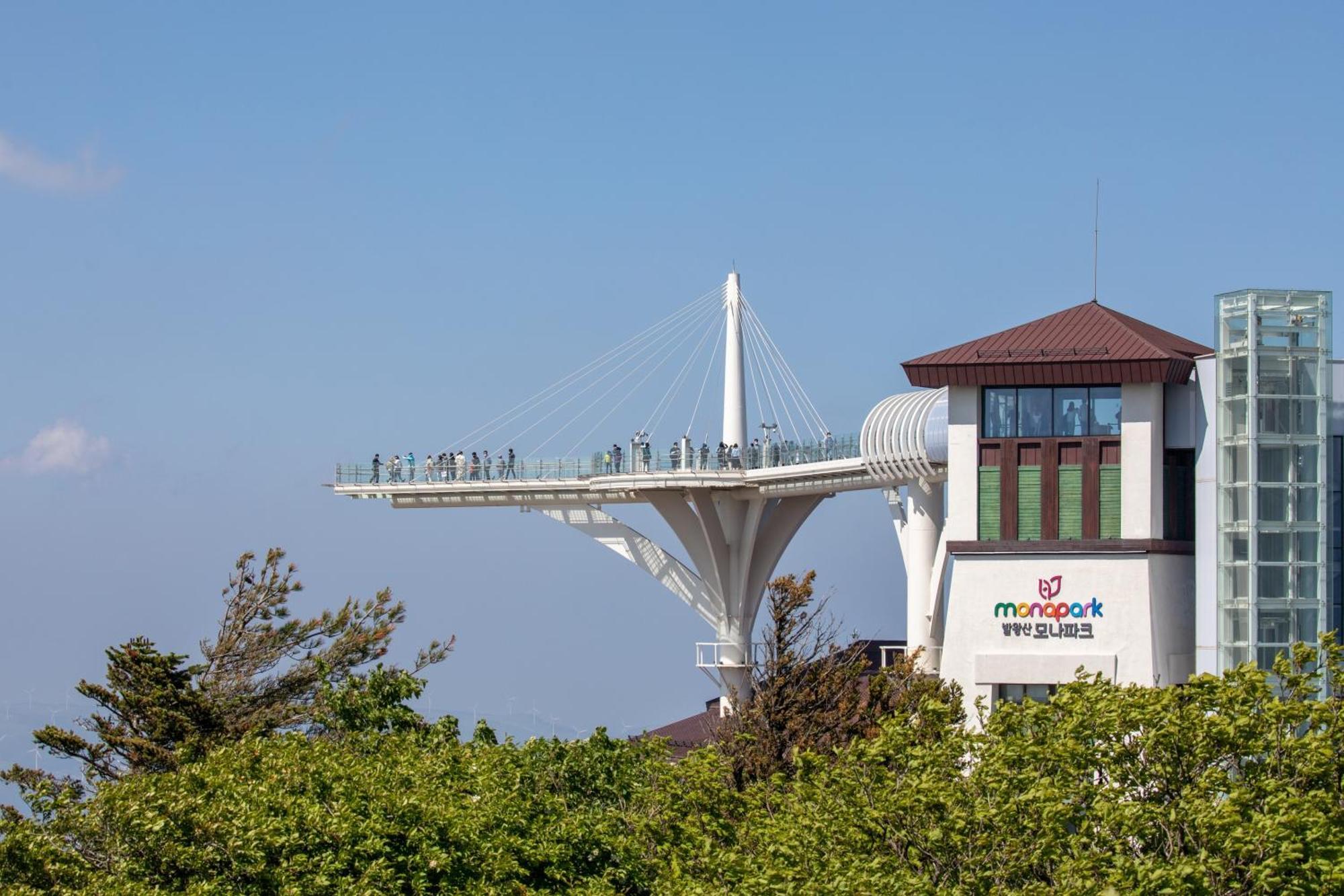 Hotel Mona Yongpyong à Pyeongchang Extérieur photo